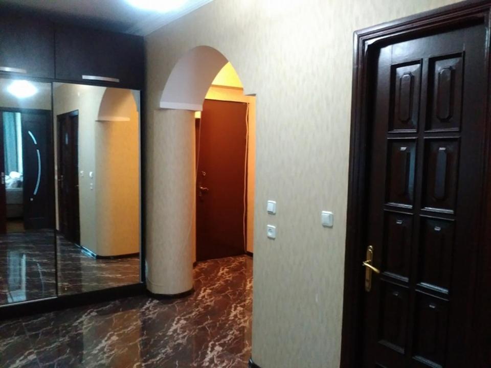 Apartment Жужуна Batumi Esterno foto