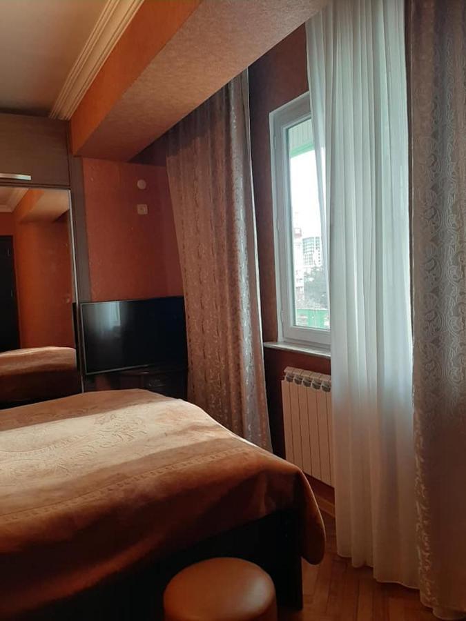 Apartment Жужуна Batumi Esterno foto