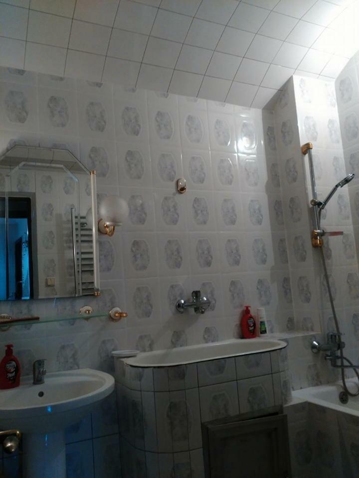 Apartment Жужуна Batumi Esterno foto